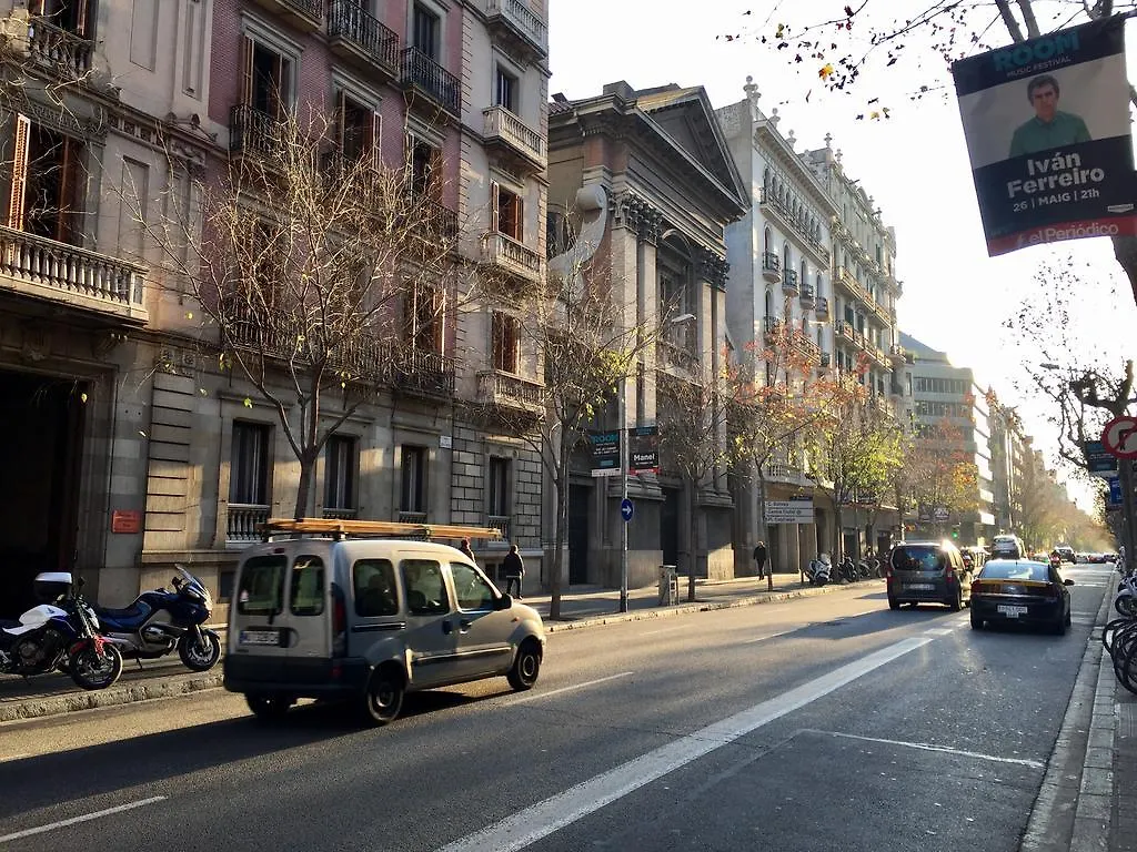 Charm Rambla Catalunya Apartment Barcelona