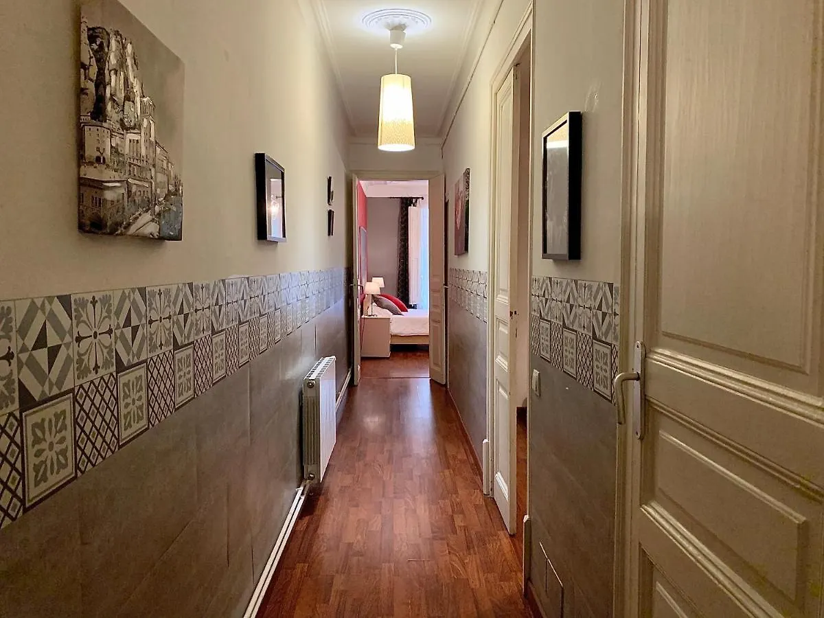 Charm Rambla Catalunya Apartment Barcelona