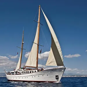  Bateau-hôtel Southern Cross