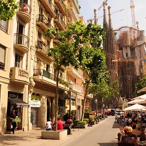 Gaudi Sagrada Familia Appartement Barcelone
